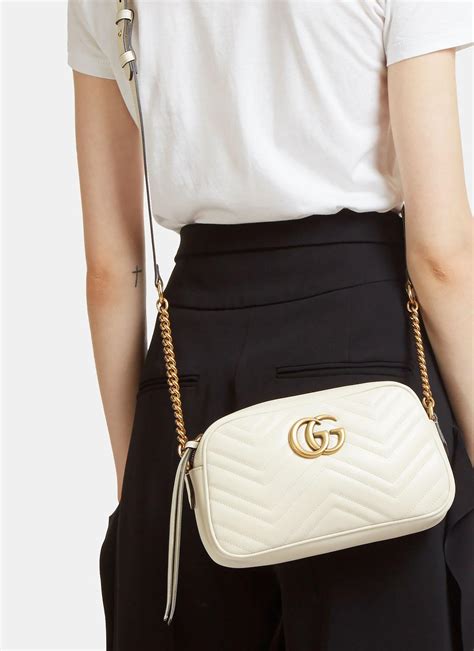 gucci 423694|gg marmont matelassé small bag.